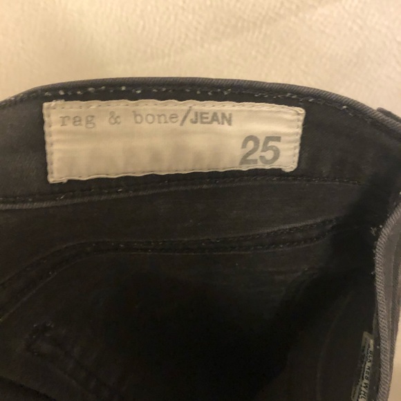 Rag&Bone distressed black skinny legging jean - Picture 4 of 5